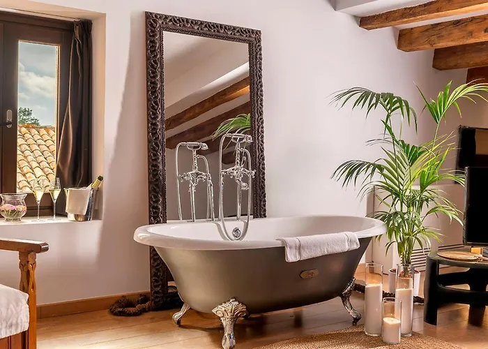 Sant Pere Del Bosc & - Adults Recommended